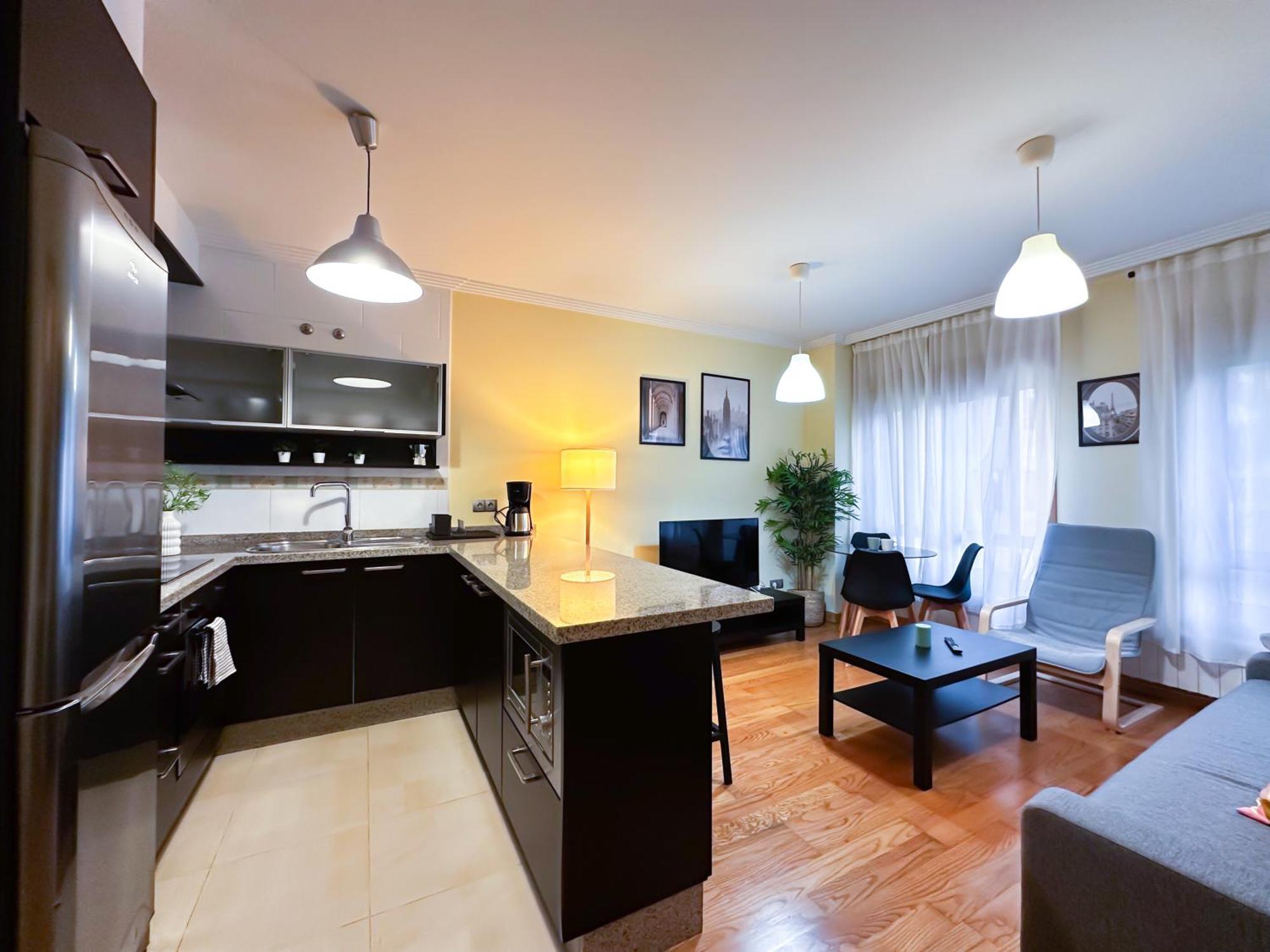 Apartment Con Garaje, Centrico Y Luminoso *